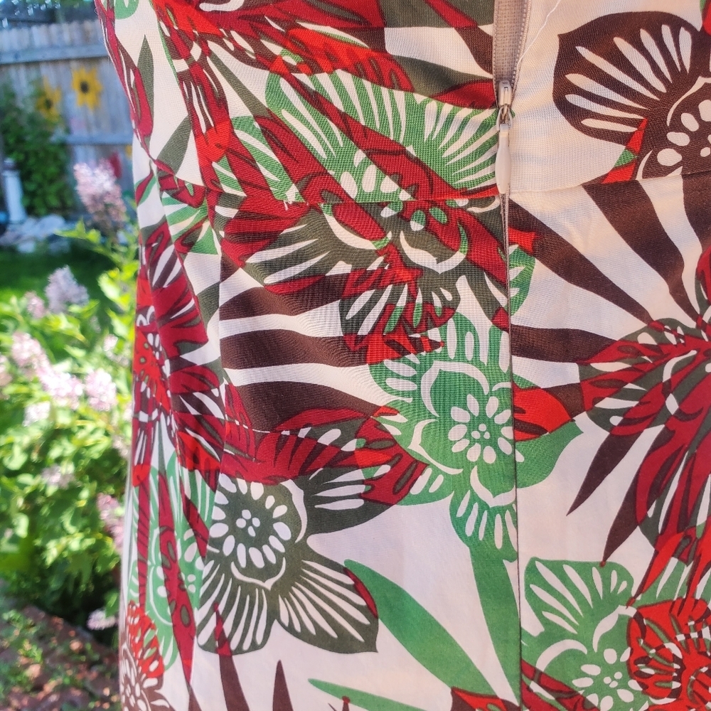 Gap Stretch A- Line Strapless Floral Dress Size 6 EUC - Picture 3 of 6